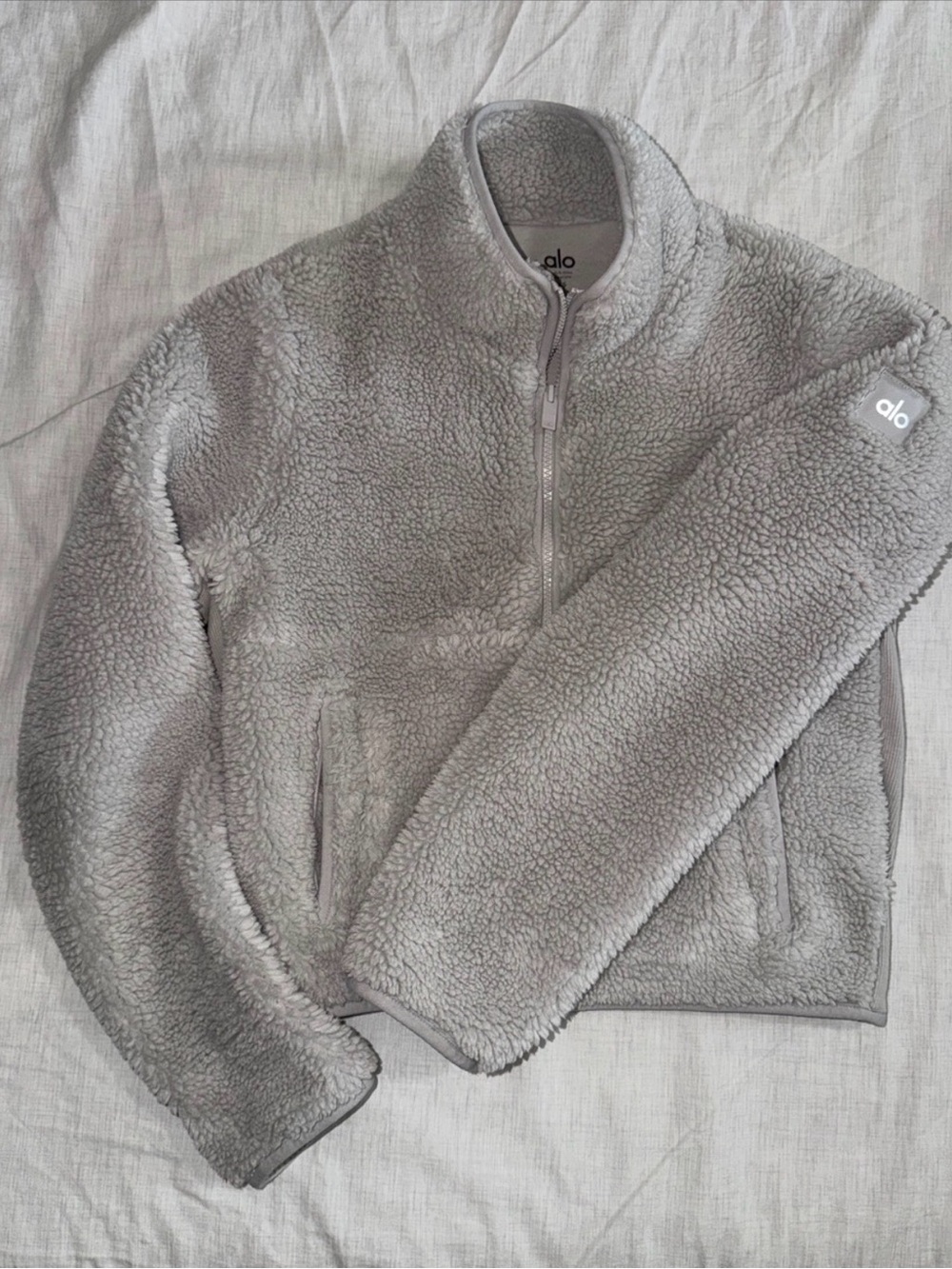 ALO women’s Light Grey Sherpa Fleece Jacket